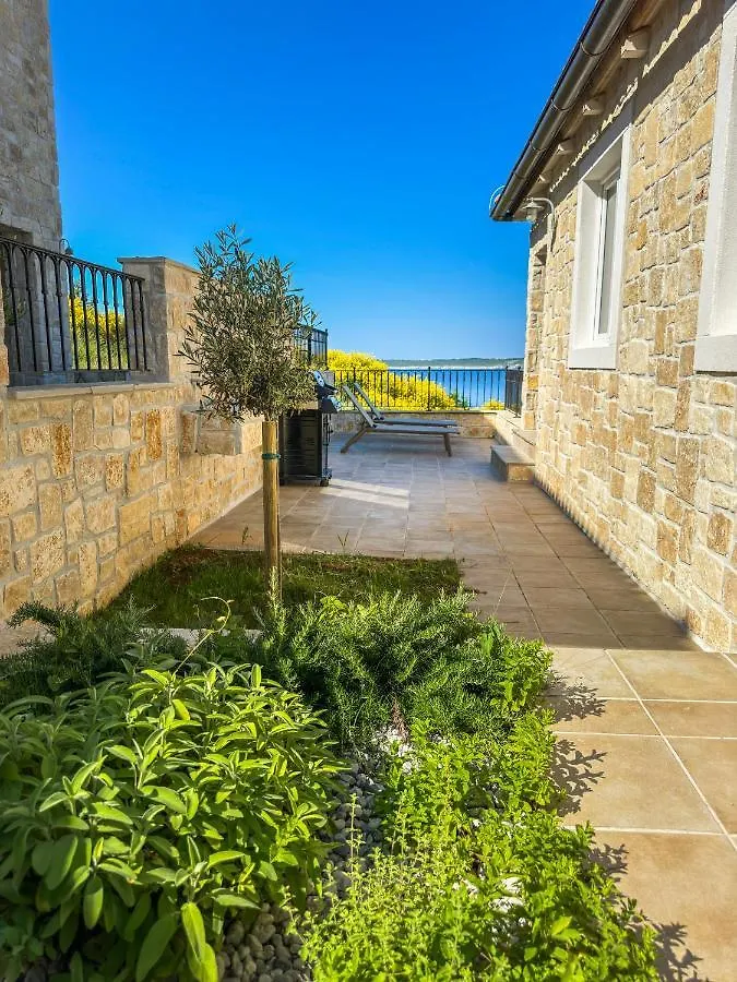 Vista Villas - Lovely Dreams Apartment Villa W Razanac